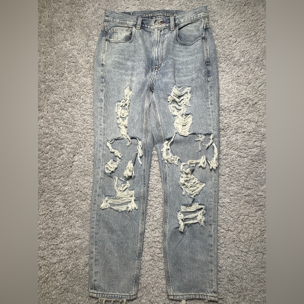 AMERICAN EAGLE JEANS Womens 4 Mom Jean Cotton Distressed Light Grunge Alt Street